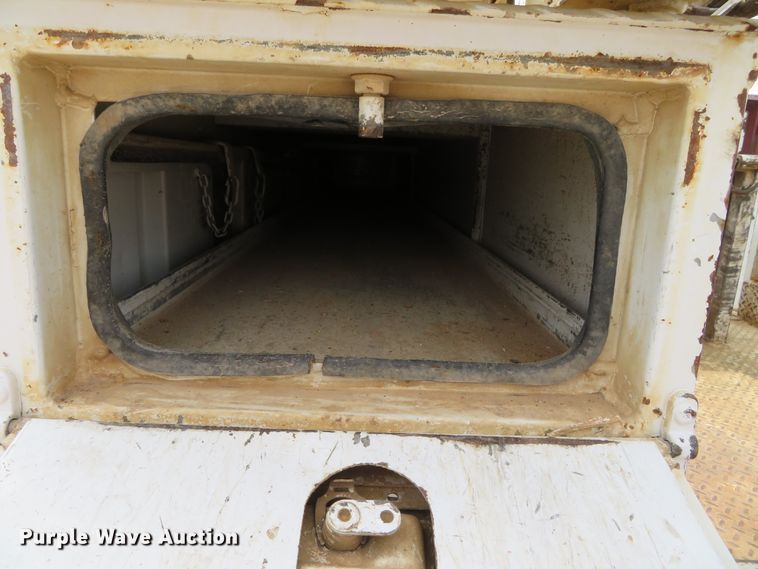 image for item DN5830 2009 Dodge 5500  bucket truck