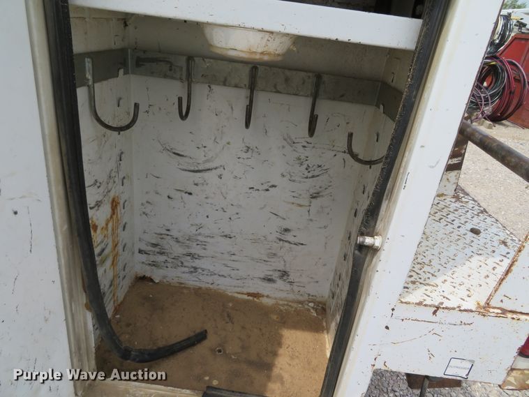 image for item DN5830 2009 Dodge 5500  bucket truck