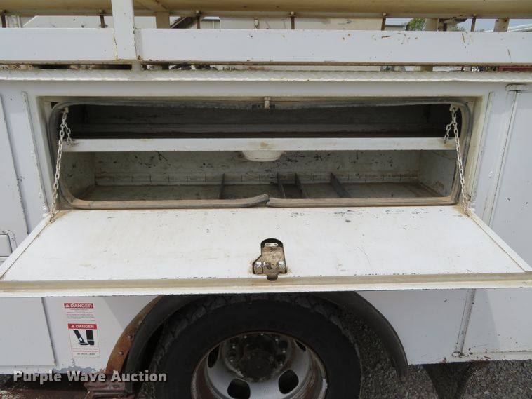 image for item DN5830 2009 Dodge 5500  bucket truck