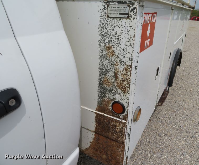 image for item DN5830 2009 Dodge 5500  bucket truck