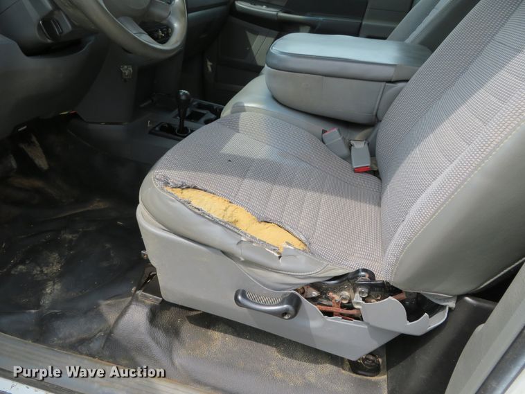 image for item DN5830 2009 Dodge 5500  bucket truck