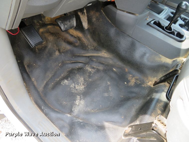 image for item DN5830 2009 Dodge 5500  bucket truck