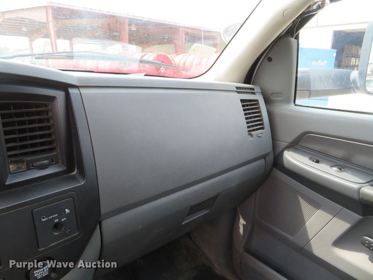 image for item DN5830 2009 Dodge 5500  bucket truck