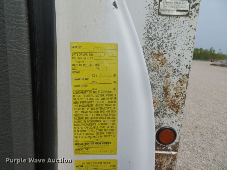 image for item DN5830 2009 Dodge 5500  bucket truck