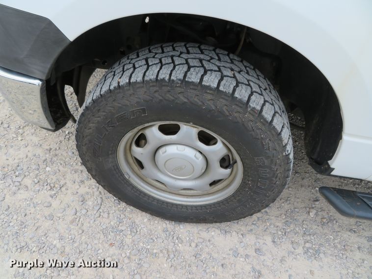 image for item DN5835 2012 Ford F150 XL  SuperCab pickup truck