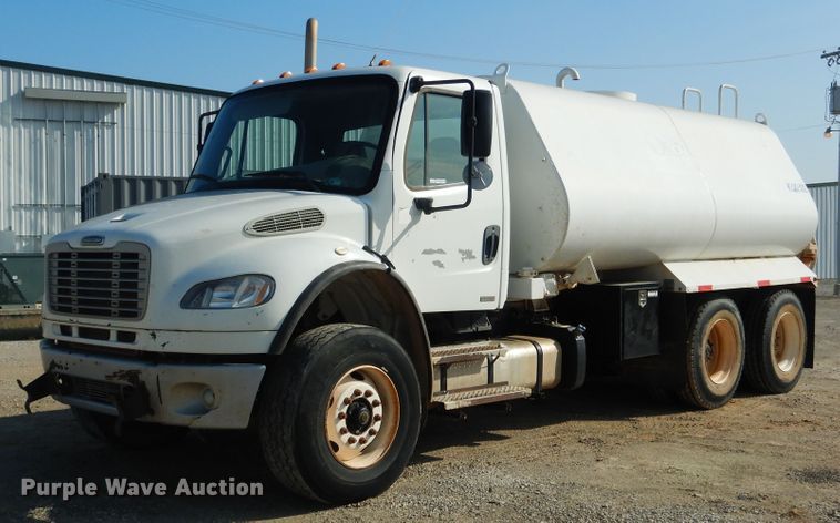 image for item ES9654 2012 Freightliner Business Class M2 106  water truck