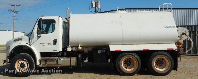 image for item ES9654 2012 Freightliner Business Class M2 106  water truck