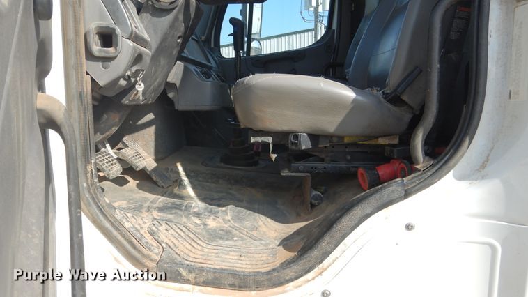 image for item ES9654 2012 Freightliner Business Class M2 106  water truck