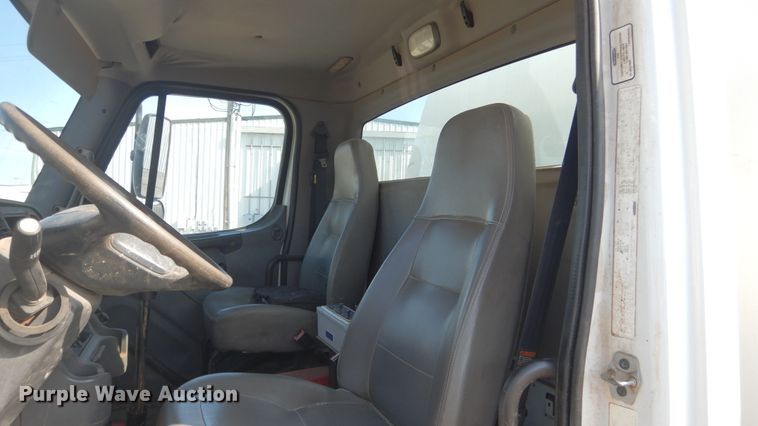 image for item ES9654 2012 Freightliner Business Class M2 106  water truck