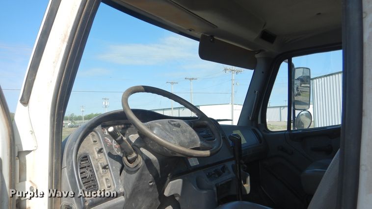 image for item ES9654 2012 Freightliner Business Class M2 106  water truck