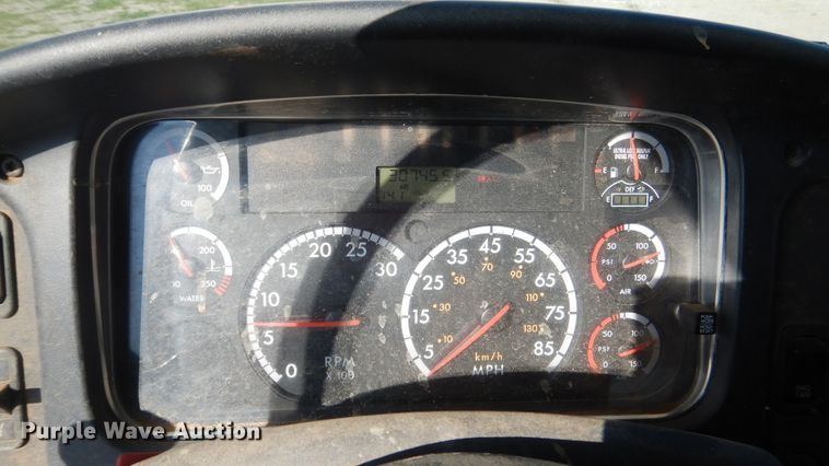 image for item ES9654 2012 Freightliner Business Class M2 106  water truck