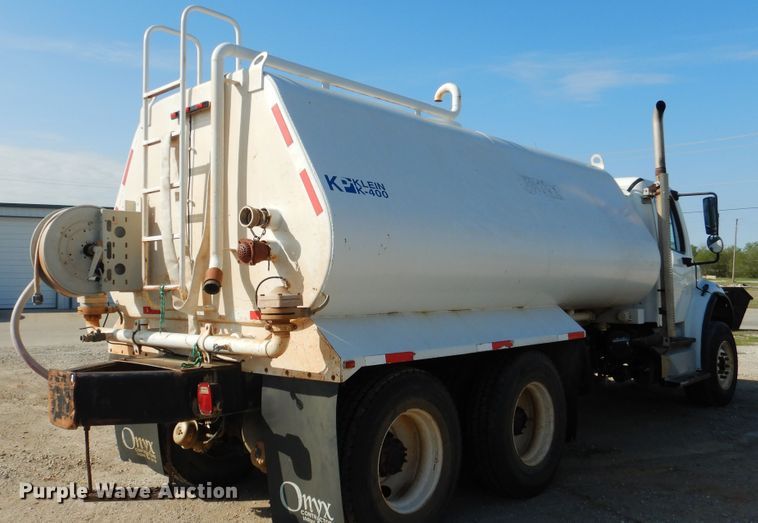 image for item ES9654 2012 Freightliner Business Class M2 106  water truck