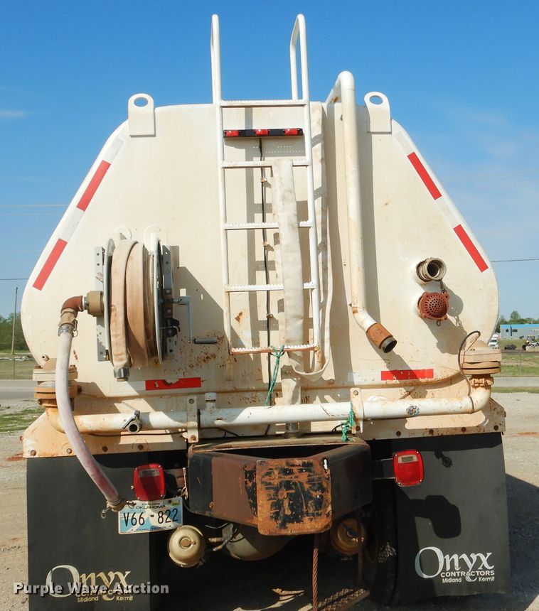 image for item ES9654 2012 Freightliner Business Class M2 106  water truck