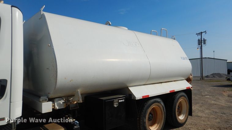 image for item ES9654 2012 Freightliner Business Class M2 106  water truck