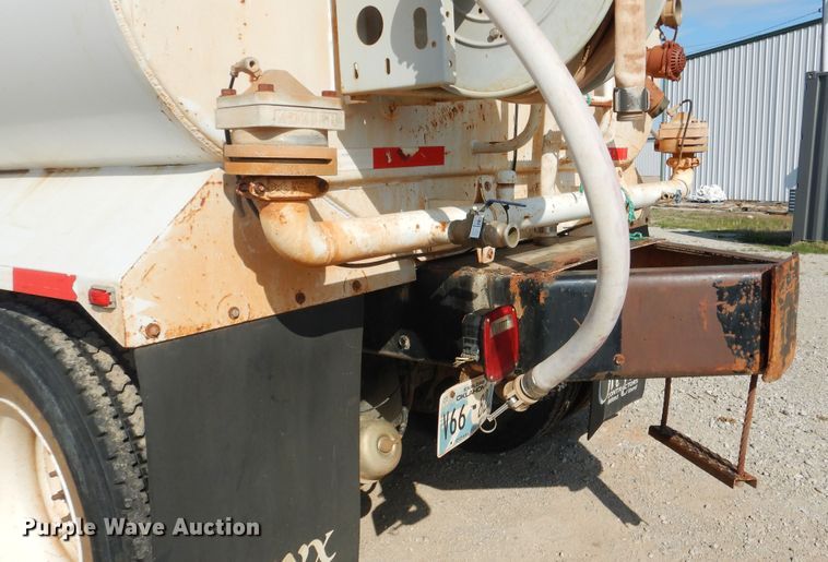 image for item ES9654 2012 Freightliner Business Class M2 106  water truck