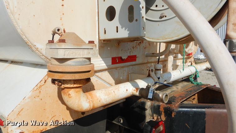 image for item ES9654 2012 Freightliner Business Class M2 106  water truck