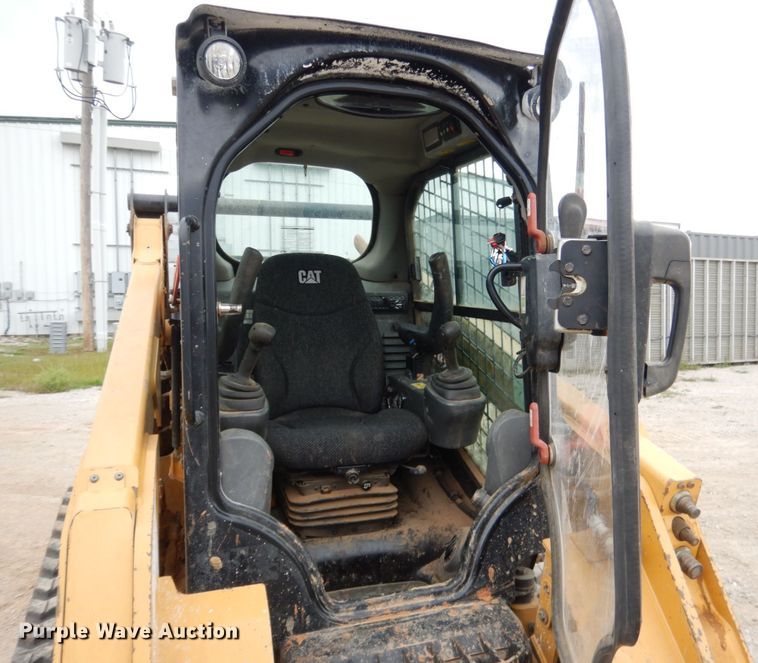 image for item ES9668 2016 Caterpillar 259D  tracked skid steer loader