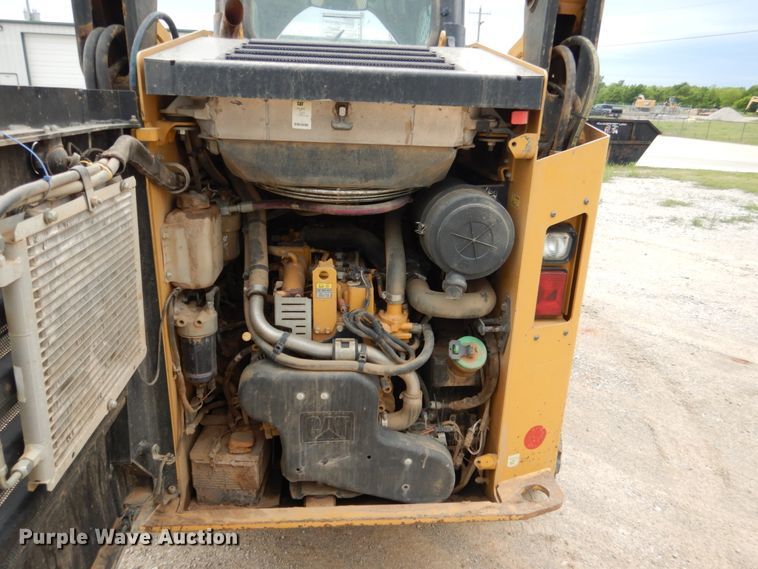 image for item ES9668 2016 Caterpillar 259D  tracked skid steer loader