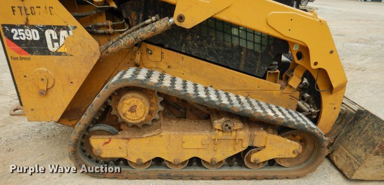 image for item ES9668 2016 Caterpillar 259D  tracked skid steer loader