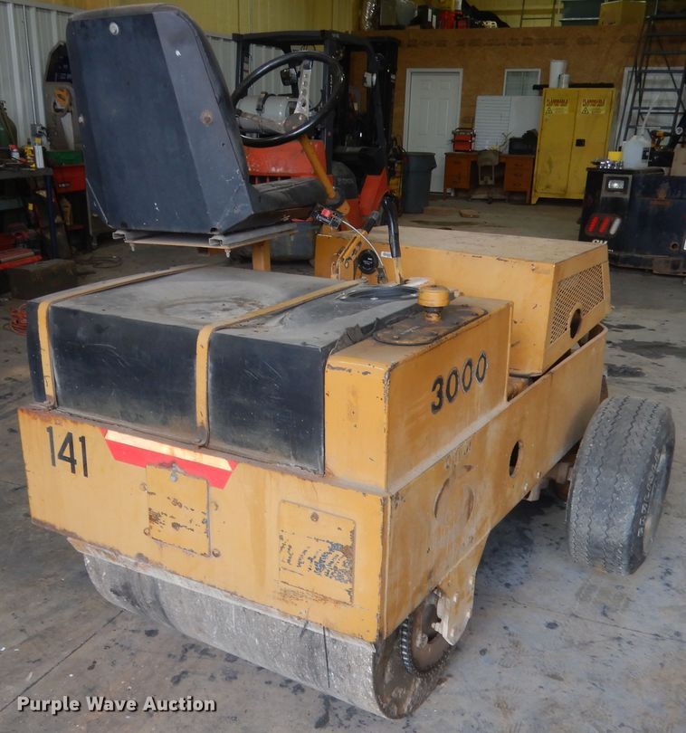 image for item ET9173 Mauldin 3000  double drum vibratory roller