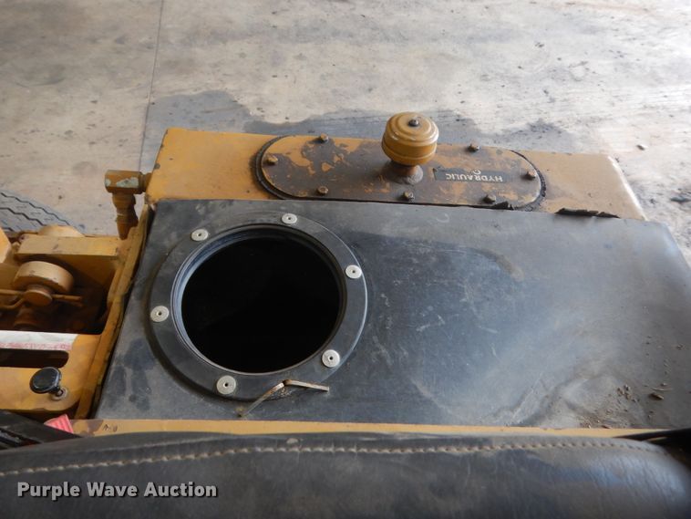 image for item ET9173 Mauldin 3000  double drum vibratory roller