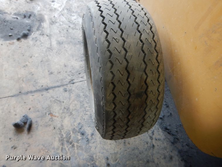 image for item ET9173 Mauldin 3000  double drum vibratory roller