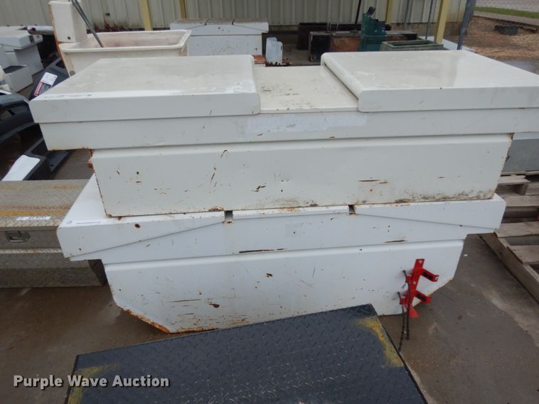 image for item EX9531 (4) tool boxes