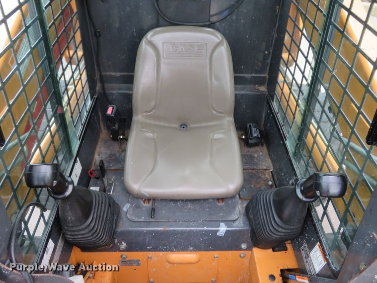 image for item FP9272 2006 Case 430  skid steer loader