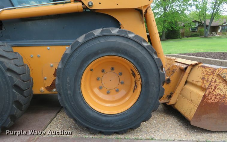 image for item FP9272 2006 Case 430  skid steer loader