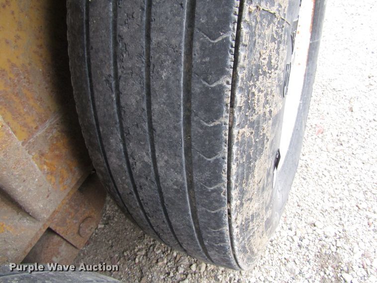 image for item GC9927 2005 Maclander  utility trailer