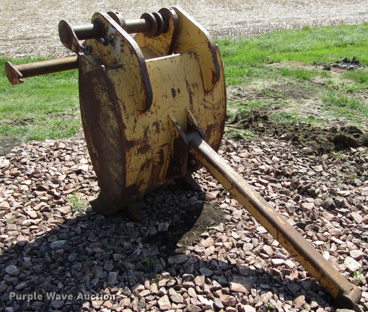 image for item GC9970 Excavator grapple