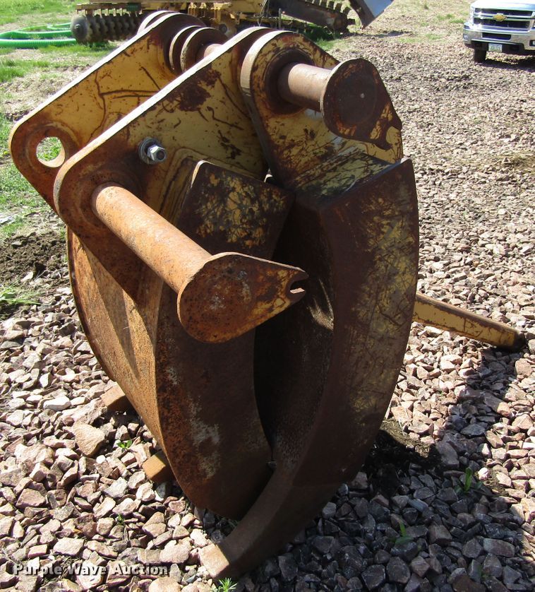 image for item GC9970 Excavator grapple
