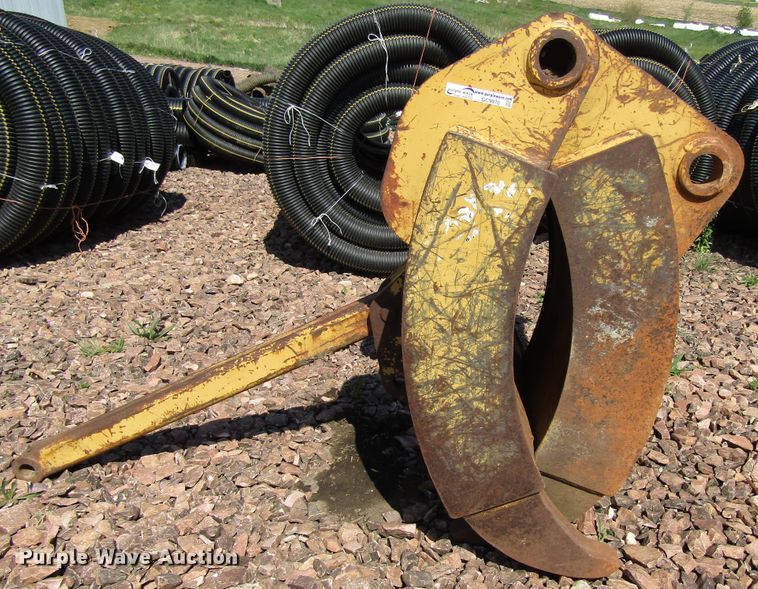 image for item GC9970 Excavator grapple