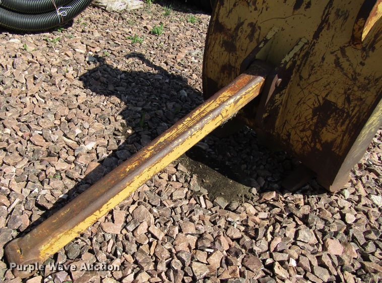 image for item GC9970 Excavator grapple