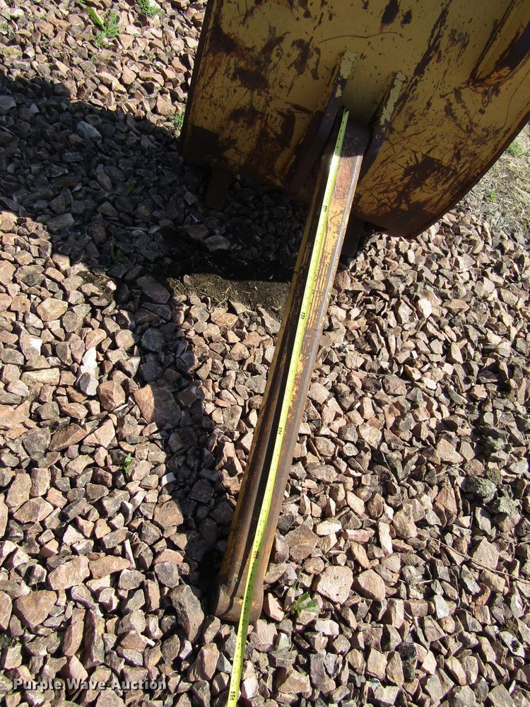 image for item GC9970 Excavator grapple