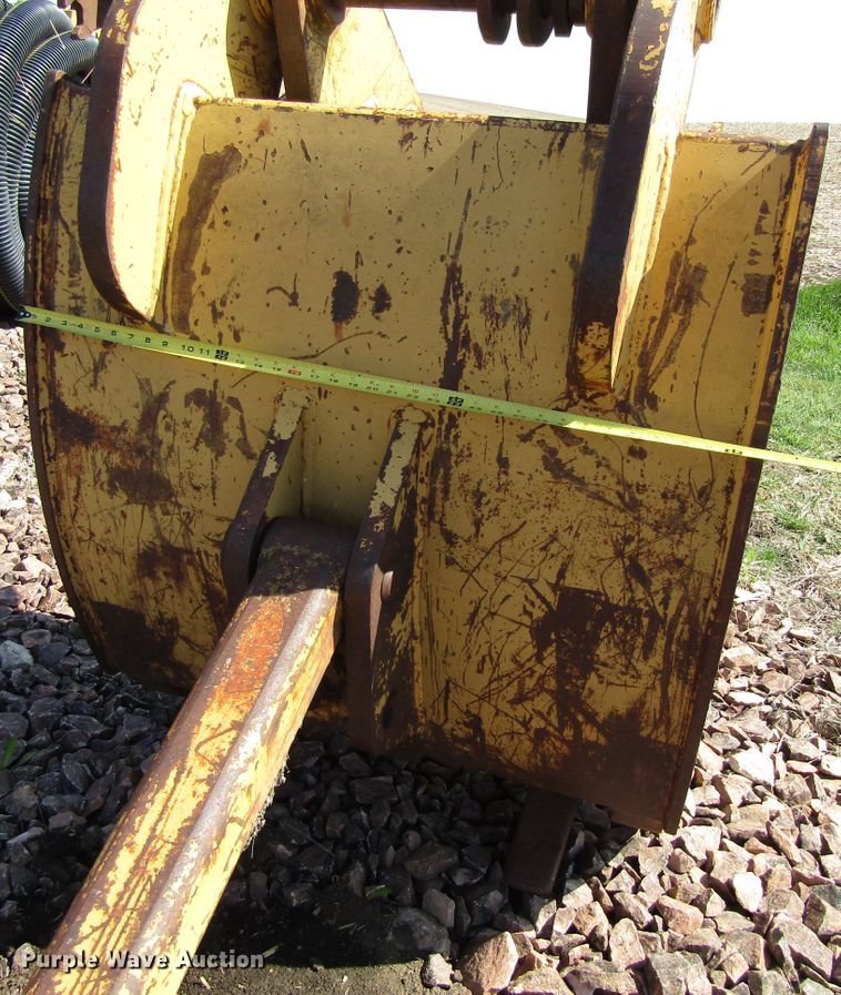 image for item GC9970 Excavator grapple