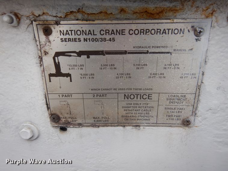 image for item HE9549 2007 International 4300  crane truck