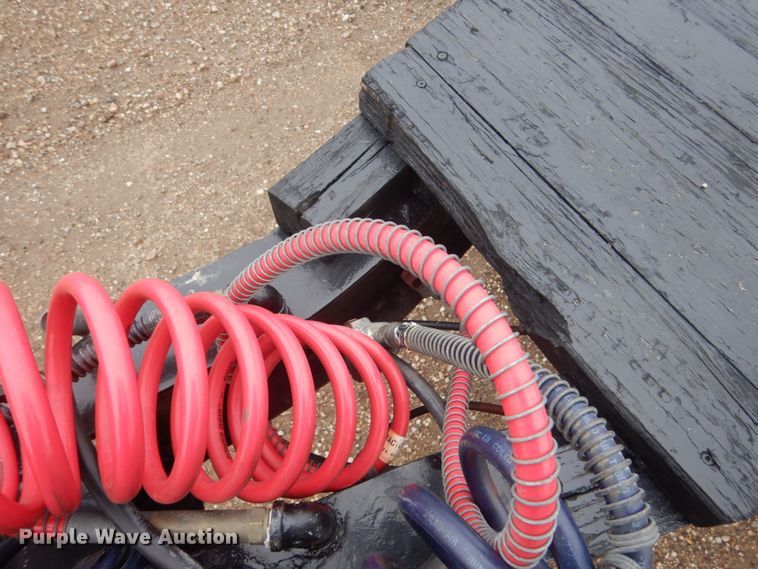 image for item HE9552 2001 D&K  equipment trailer