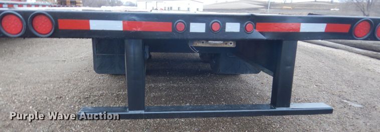 image for item HE9552 2001 D&K  equipment trailer