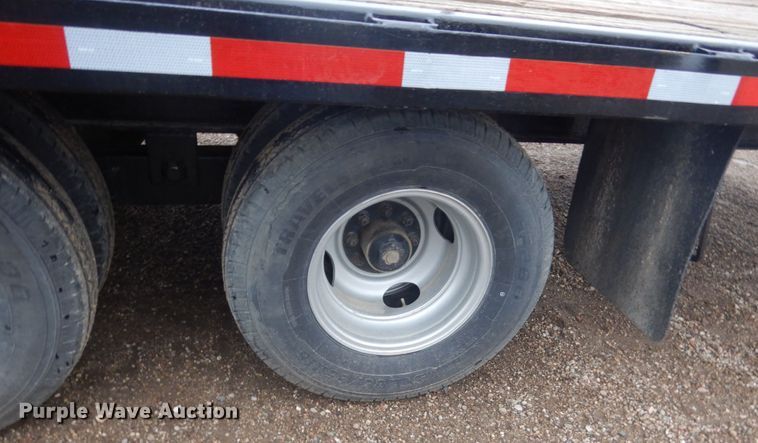 image for item HE9552 2001 D&K  equipment trailer