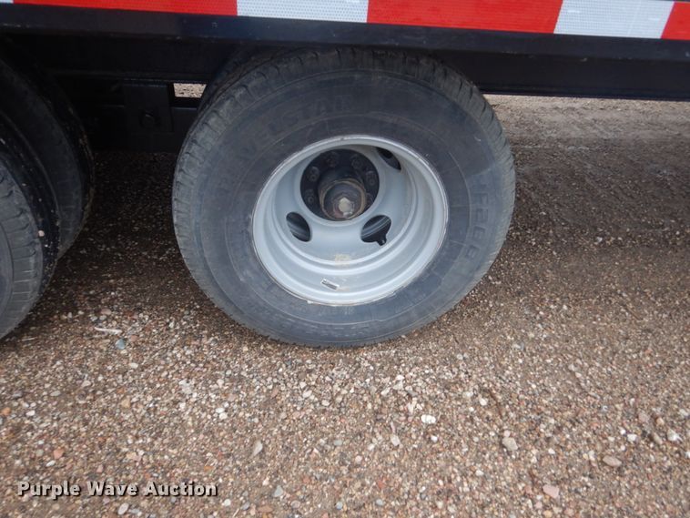 image for item HE9552 2001 D&K  equipment trailer