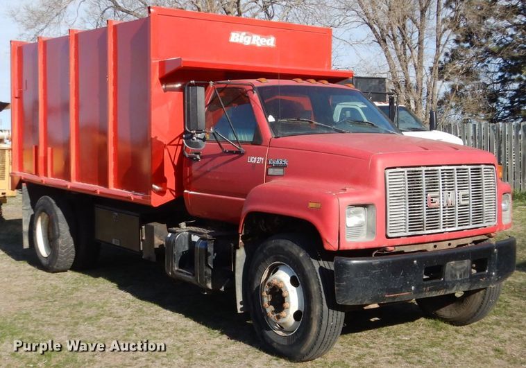 image for item HE9636 1995 GMC TopKick  chipper truck