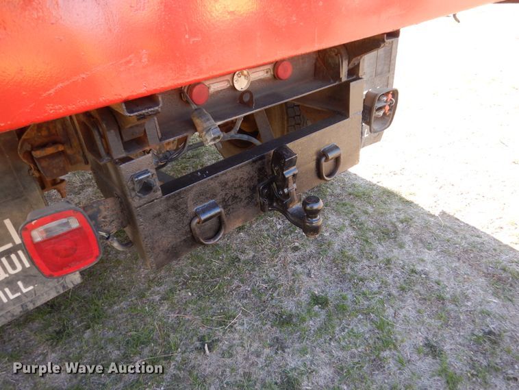 image for item HE9636 1995 GMC TopKick  chipper truck