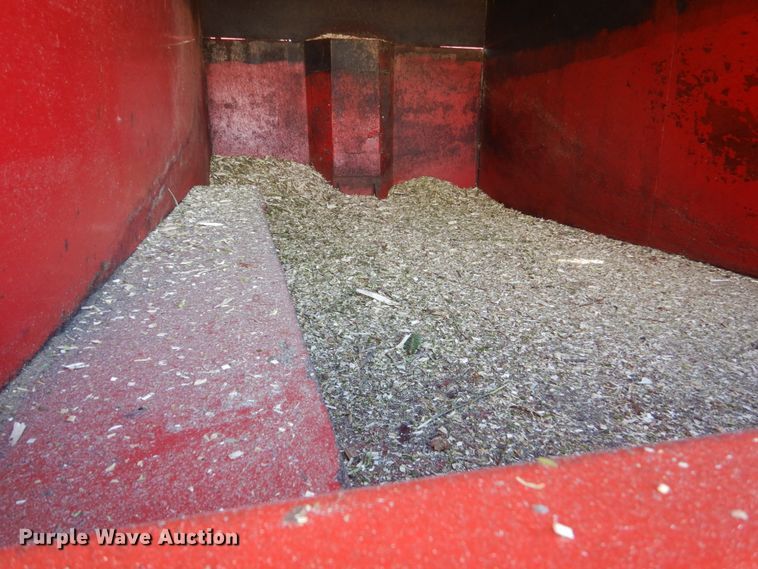 image for item HE9636 1995 GMC TopKick  chipper truck