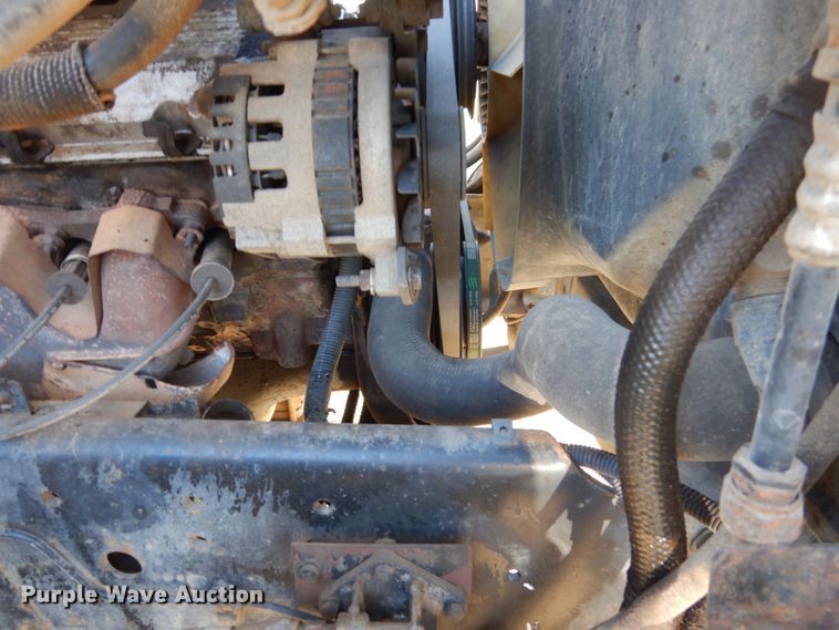 image for item HE9636 1995 GMC TopKick  chipper truck