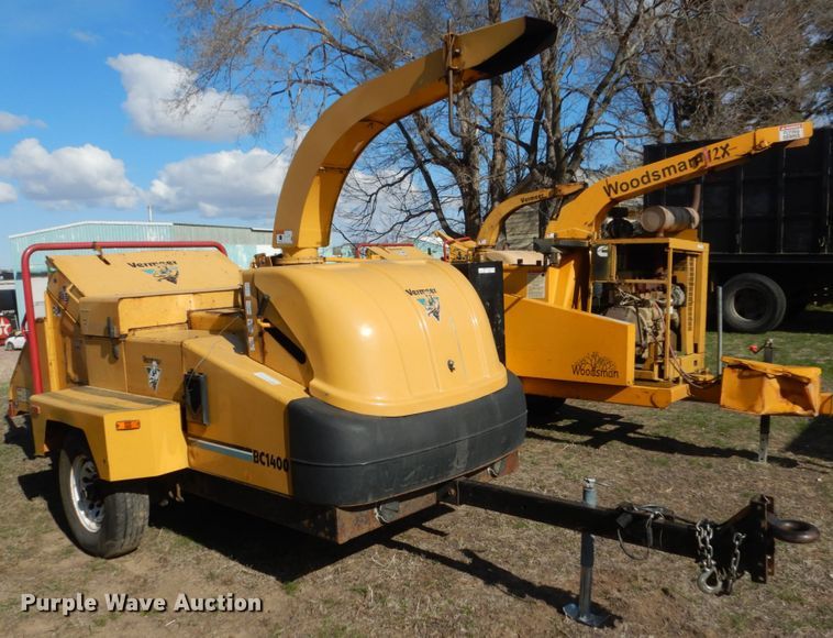 image for item HE9637 Vermeer BC1400  wood chipper