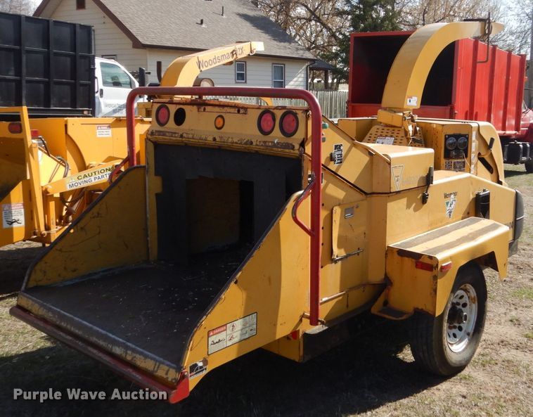 image for item HE9637 Vermeer BC1400  wood chipper