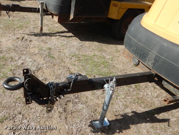 image for item HE9637 Vermeer BC1400  wood chipper