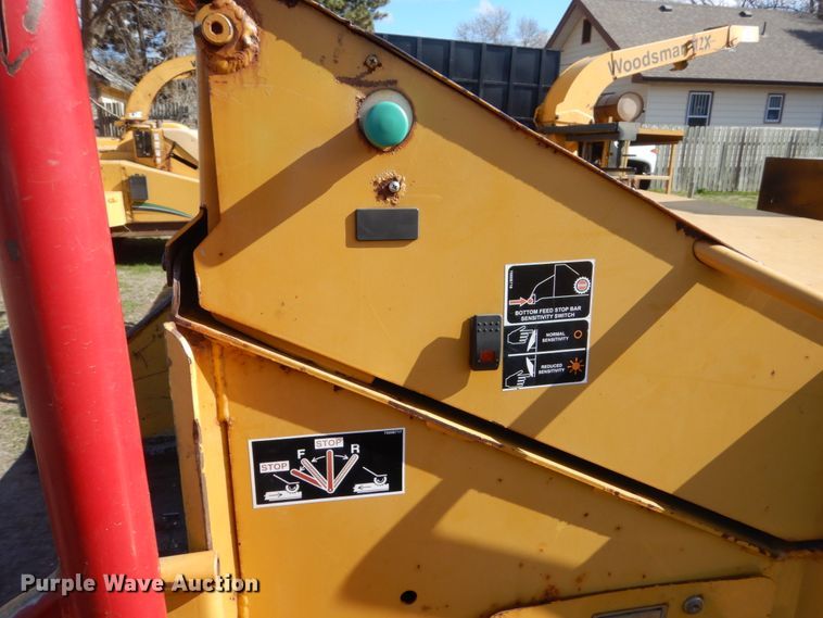 image for item HE9637 Vermeer BC1400  wood chipper