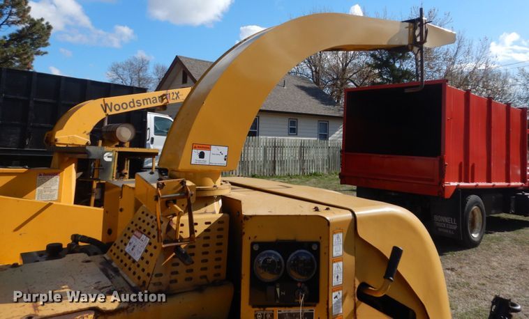 image for item HE9637 Vermeer BC1400  wood chipper